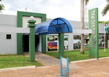 Pesquisa mostra disputa acirrada entre vereador e prefeita em Naviraí