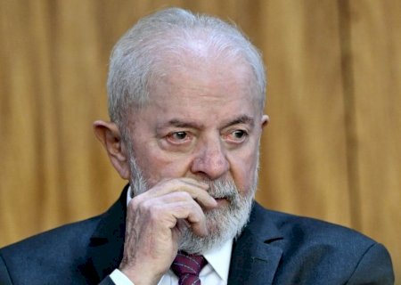 TCU livra Lula de devolver relógio recebido em 2005 e abre brecha para Bolsonaro no caso das joias