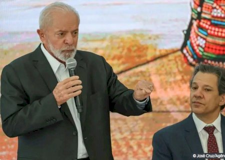 Orçamento de 2025 prevê salário mínimo de R$ 1.509