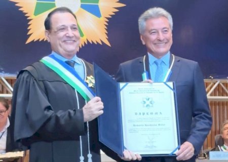 Hashioka é homenageado com “Ordem Guaicurus do Mérito Judiciário do Trabalho'