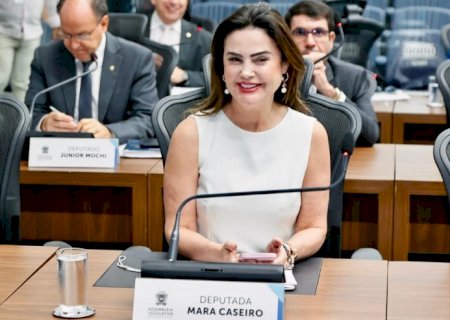 Mara Caseiro comemora obra de revitalização do aeroporto de Naviraí