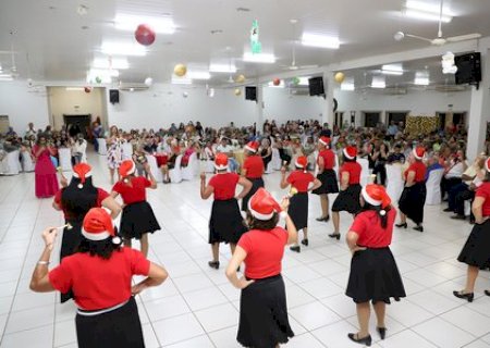 Projeto Conviver encerra ano com celebração especial para idosos