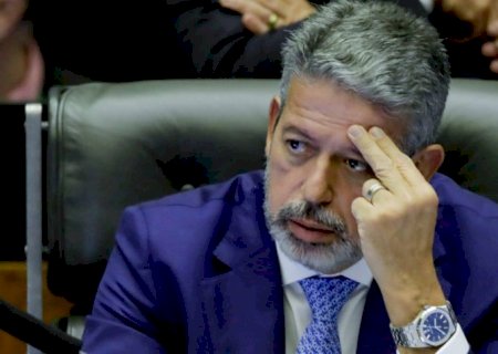 Não adianta trocar 6 por meia dúzia em reforma ministerial, diz Lira