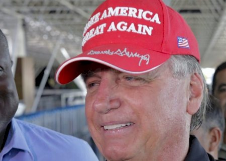 Bolsonaro aposta em apoio de Trump para concorrer em 2026