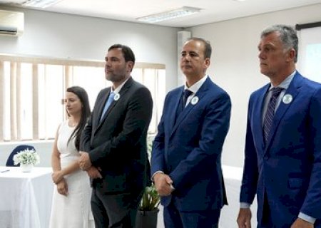 Diretores escolares da Rede Municipal de Ensino de Nova Andradina são empossados