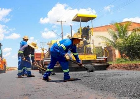 Pavimentação do Distrito Industrial de Nova Andradina entra na reta final