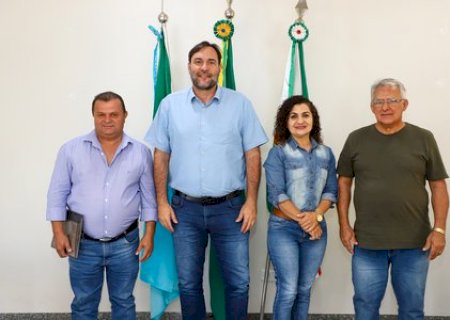 Prefeito reforça diálogo com Sindicato dos Trabalhadores em Educação