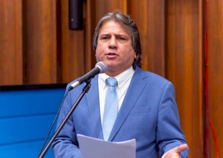 Caravina quer atendimento veterinário gratuito em clínica da UFMS