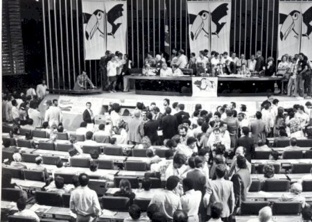 PSDB se descaracterizou, dizem tucanos históricos