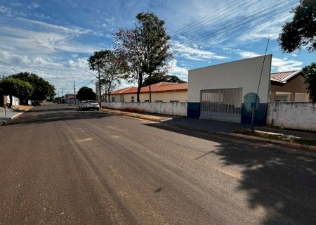 Vereador Quemuel Alencar aponta necessidade de melhorias para garantir segurança viária nas proximidades de escola