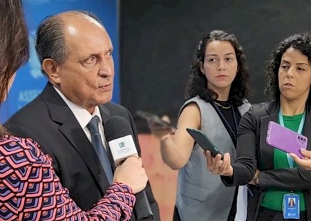 Dourados: Zé Teixeira defende convênio para deficientes auditivos