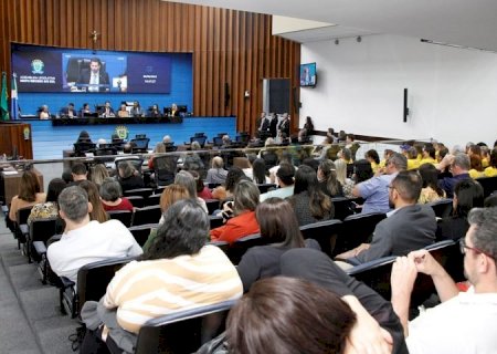 Seminário traz experiências de moradia e conselhos ativos para fortalecer a proteção da pessoa idosa em MS