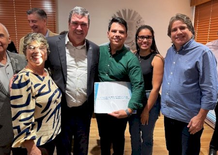 Caravina acompanha anúncio de novas obras para Glória de Dourados