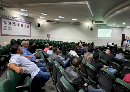 Revisão da taxa do lixo avança com apresentação de minuta de nova lei em Nova Andradina