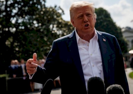 Trump diz que não pretende falar com Lula agora e volta a defender Bolsonaro: ‘Homem muito honesto’