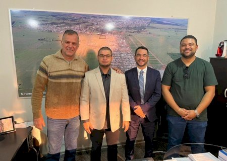 Câmara de Nova Andradina empossa novo servidor efetivo no Departamento de Recursos Humanos