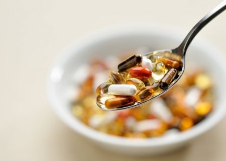 Suplementos na mira: eles prometem corpos esbeltos, mas todo cuidado é pouco