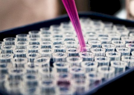 Nova vacina evita retorno do câncer de pâncreas e intestino