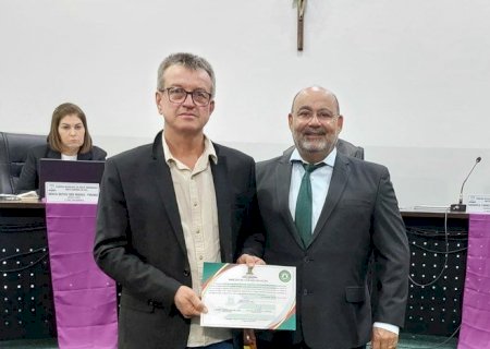 Câmara reconhece trajetória de superação e empreendedorismo de “Juca' com Moção de Parabenização