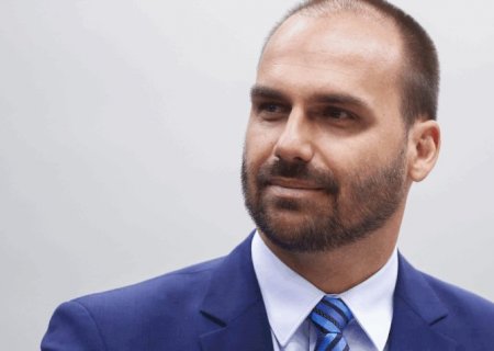 PF abre processo disciplinar contra Eduardo Bolsonaro