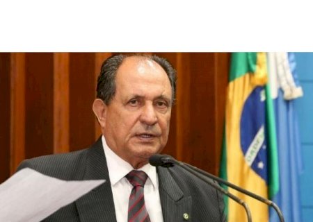 Zé Teixeira apresenta PEC para alterar data da posse de governador