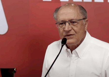 Alckmin diz que Lula pediu a Trump a suspensão do tarifaço