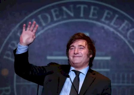 Milei diz que vitória nas eleições marca a 'construção de uma Argentina grande'