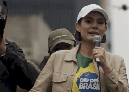 Michelle Bolsonaro defende operação no Rio e critica Lula e PT