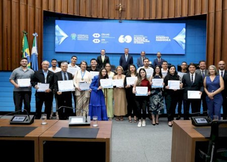 Hashioka e CRA homenageiam 60 anos da profissão de Administração no Brasil