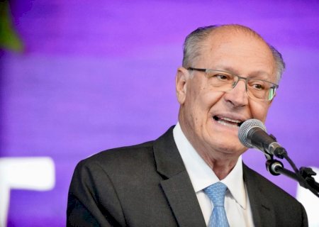 Alckmin: Brasil não perde competitividade com tarifa de 10% dos EUA