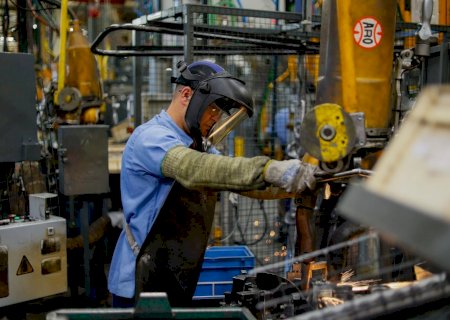 Fim da escala 6×1 avança, e indústria alerta para palavra-chave: produtividade