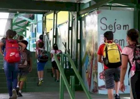 Ensino fundamental melhora nas redes municipais
