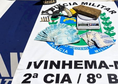 Homem é preso com arma, dinheiro furtado e drogas em Ivinhema